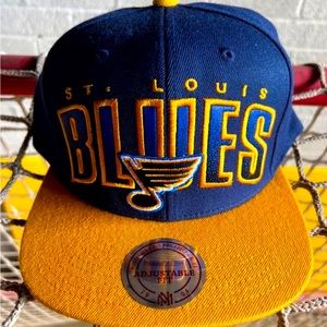 MITCHELL & NESS St. Louis Blues Hockey Club Snapback Ballcap